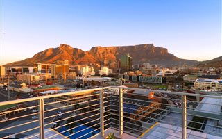 2 Bedroom Apartment in Waterfront
