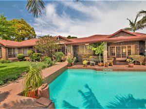 5 Bed House in Witkoppen