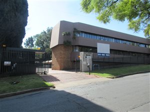 96 m² Commercial space in Parktown