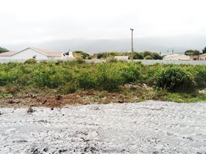 703 m² Land available in Sandbaai