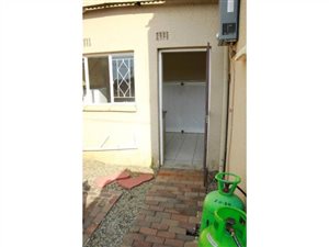 1 Bed Apartment in Edenvale