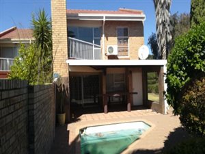 3 Bed Townhouse in Welkom