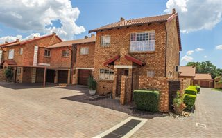 3 Bedroom Townhouse in Sinoville