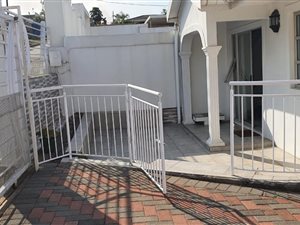 3 Bed Townhouse in Trenance Manor