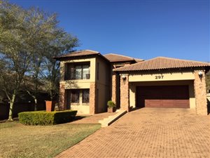 4 Bed Townhouse in Roodeplaat