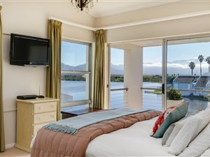 5 Bed House in Marina Da Gama