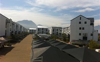3 Bedroom House in Somerset West Central