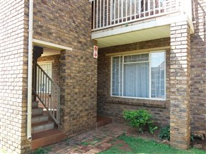 2 Bed Townhouse in Highveld