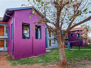 2 Bed Apartment in Ebony Park