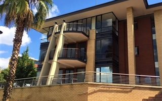 1250 m² Commercial space in Constantia Kloof