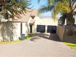 4 Bed House in Strubens Valley