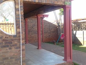4 Bedroom House in Laudium