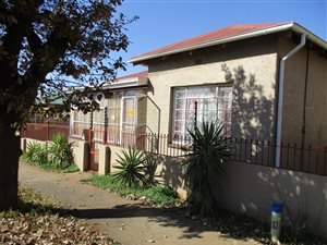 3 Bed House in Krugersdorp West