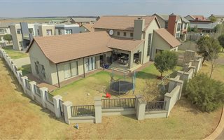 4 Bedroom House in Midlands Estate