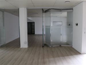 165 m² Commercial space in Lombardy Estate
