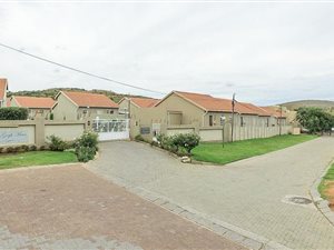 3 Bedroom Townhouse in Heidelberg Central