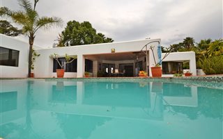 4 Bedroom House in Woodmead Springs