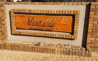 1 Bedroom Townhouse in Dalpark