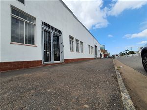 239 m² Industrial space in Congella