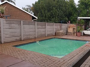 3 Bed House in East Lynne