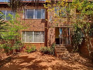3 Bed House in Fairland