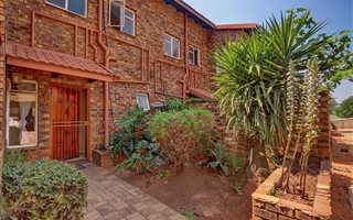3 Bedroom House in Fairland