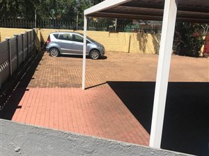 6 Bed House in Lambton