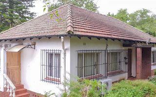 3 Bedroom House in Manor Gardens