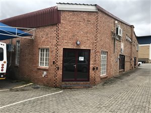 495 m² Industrial space in West Acres