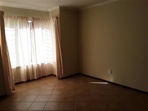 2 Bed Apartment in Montana Gardens