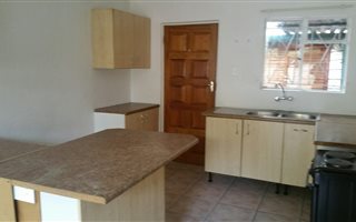 1 Bedroom Garden Cottage in Secunda Central