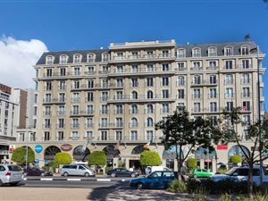 3 Bed Apartment in Green Point
