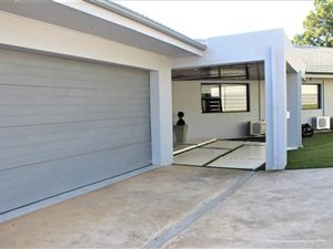 4 Bedroom House in Richem