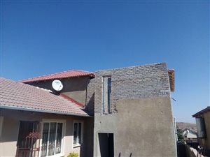 1 Bed House in Cosmo City