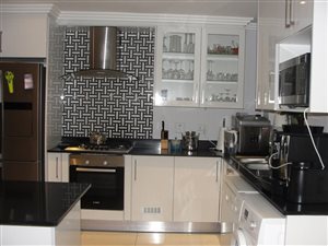 2 Bed Apartment in Bryanston East