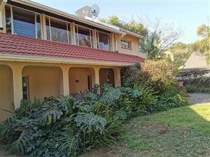 5 Bed House in Lydiana