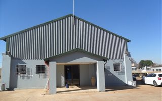 Industrial space in Vosloorus