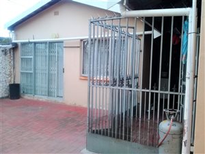 3 Bed House in Woodview