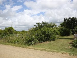 928 m² Land available in Riversbend