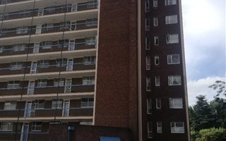 2 Bedroom Flat in Denlee