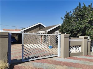 3 Bed House in Soshanguve