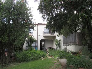 3 Bed Townhouse in Mondeor