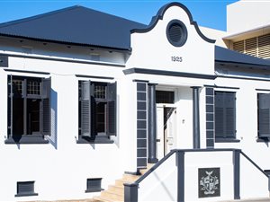 710 m² Commercial space in Paarl