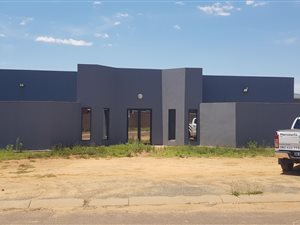 655 m² Commercial space in Bronkhorstspruit