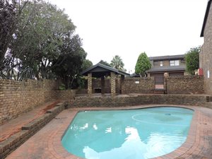 3 Bed Townhouse in Florida Park