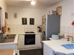 2 Bed Townhouse in Parow Valley