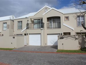 3 Bed Townhouse in Durbanville