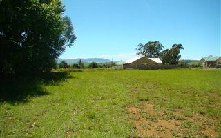 1590 m² Land available in Himeville