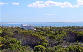 700 m² Land available in Struisbaai