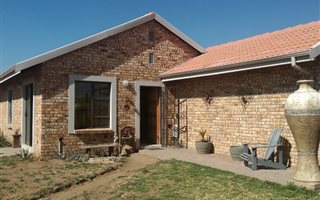 2 Bedroom House in Rand Collieries
